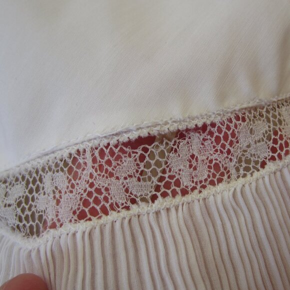 Barbizon Vintage Ivory Lace Embroidered Pleated Ruff Slip Little Miss 12 Rio - Picture 8 of 16